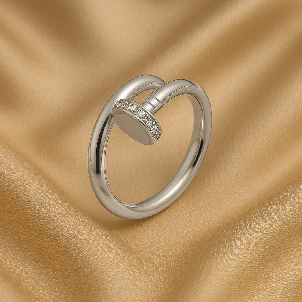 DELUXE SILVER NAIL RING