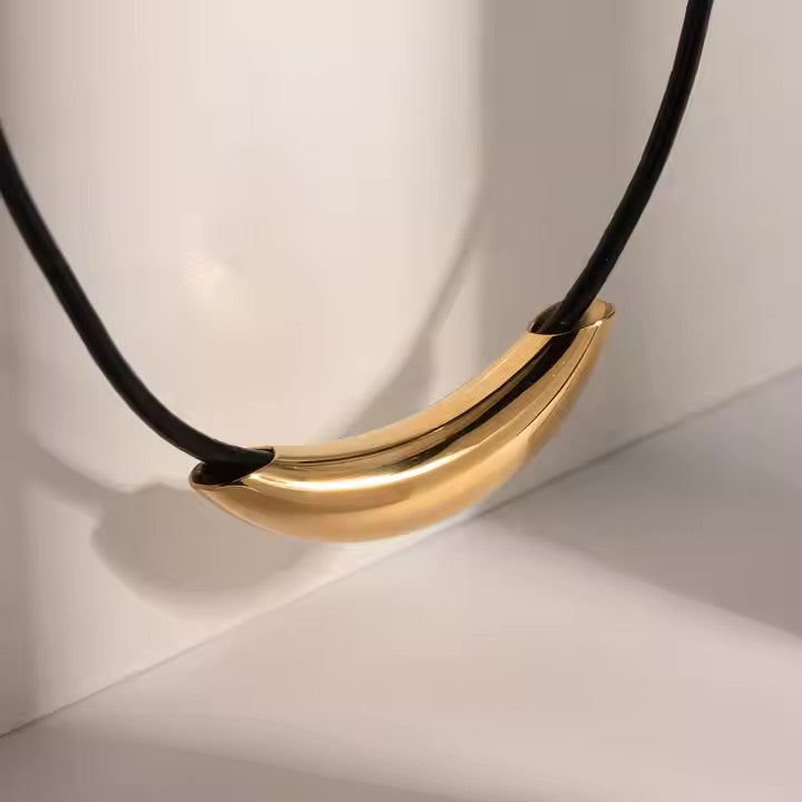 Verona Gold Pendant