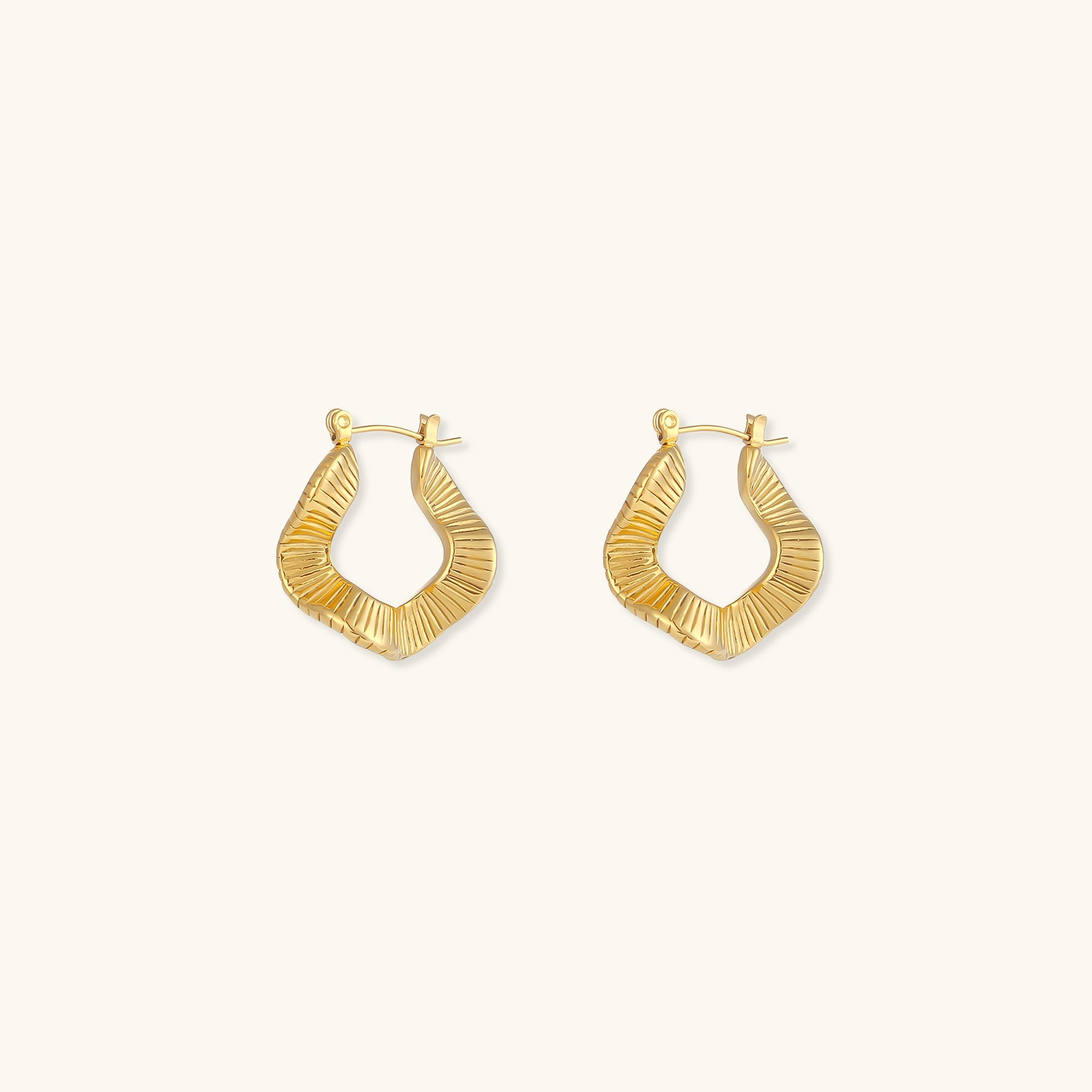 Kinsley Hoop Earrings