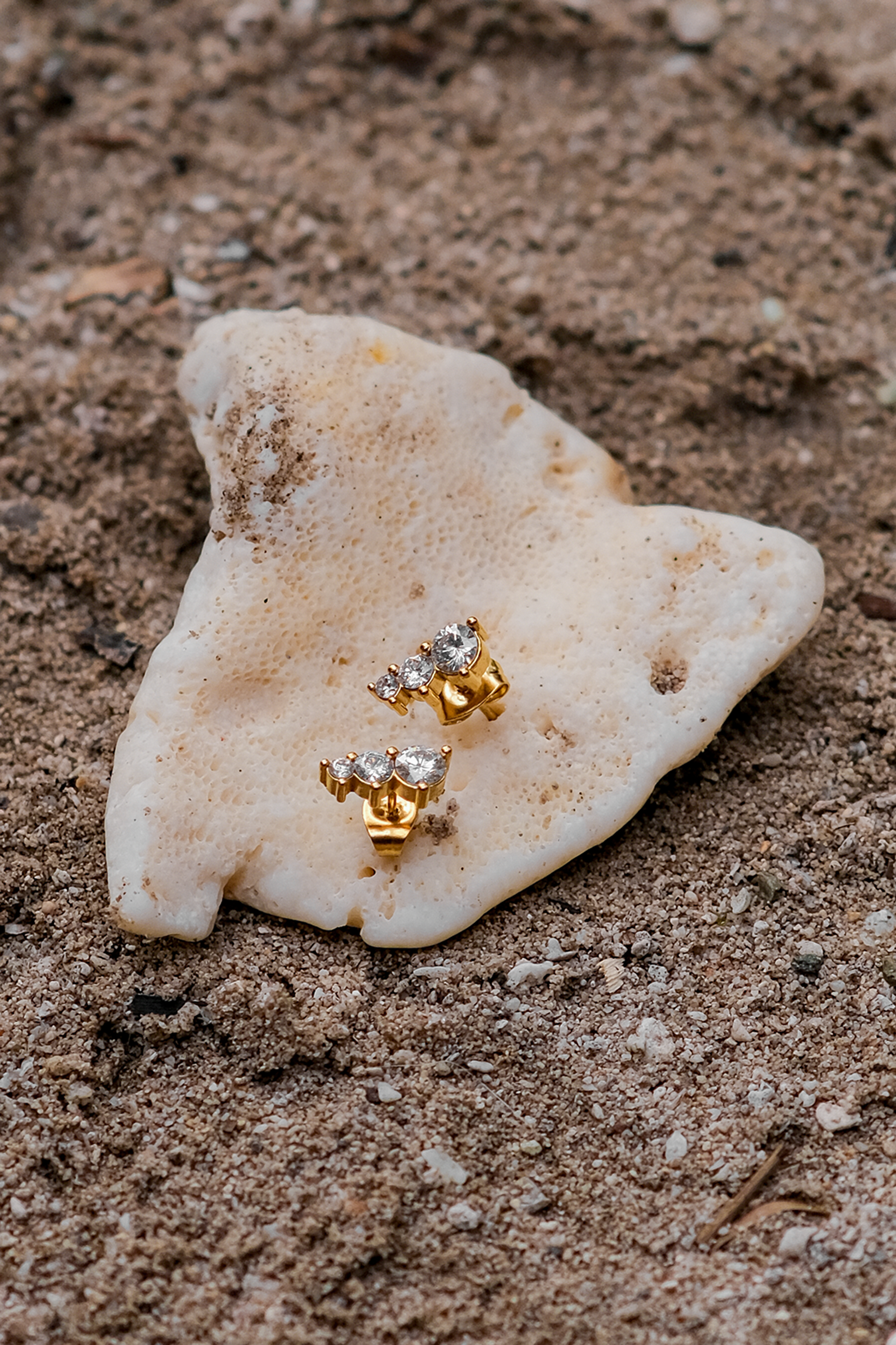 Lira Gold Earrings