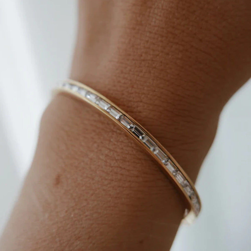 Grace Gold-Armreif mit Diamanten 