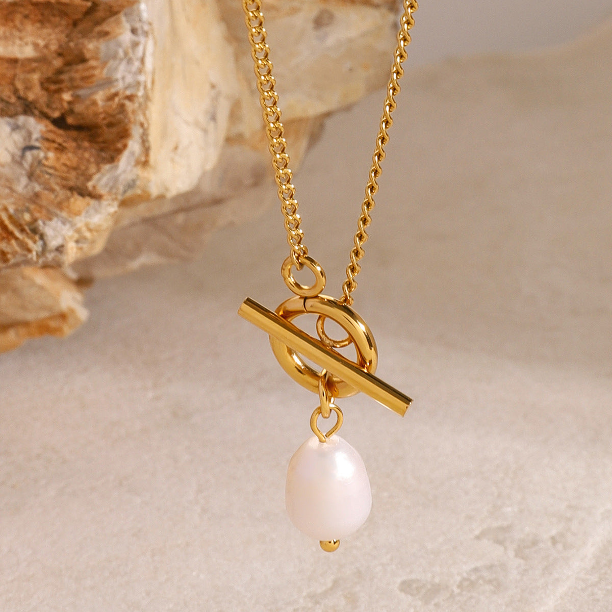 Ellen Freshwater Pearl Necklace