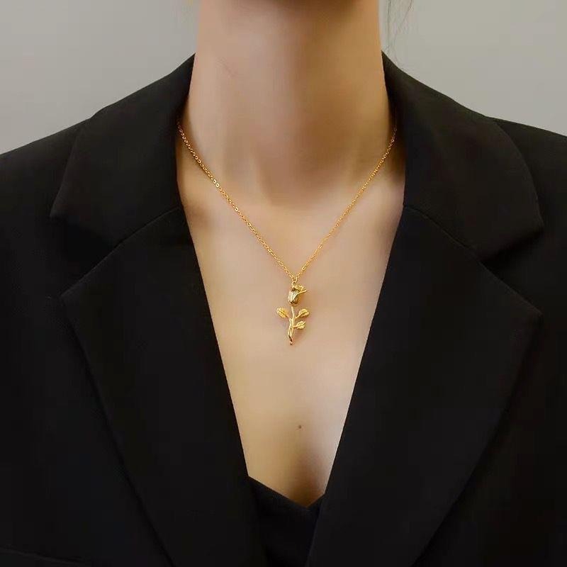 Celia Gold Necklace