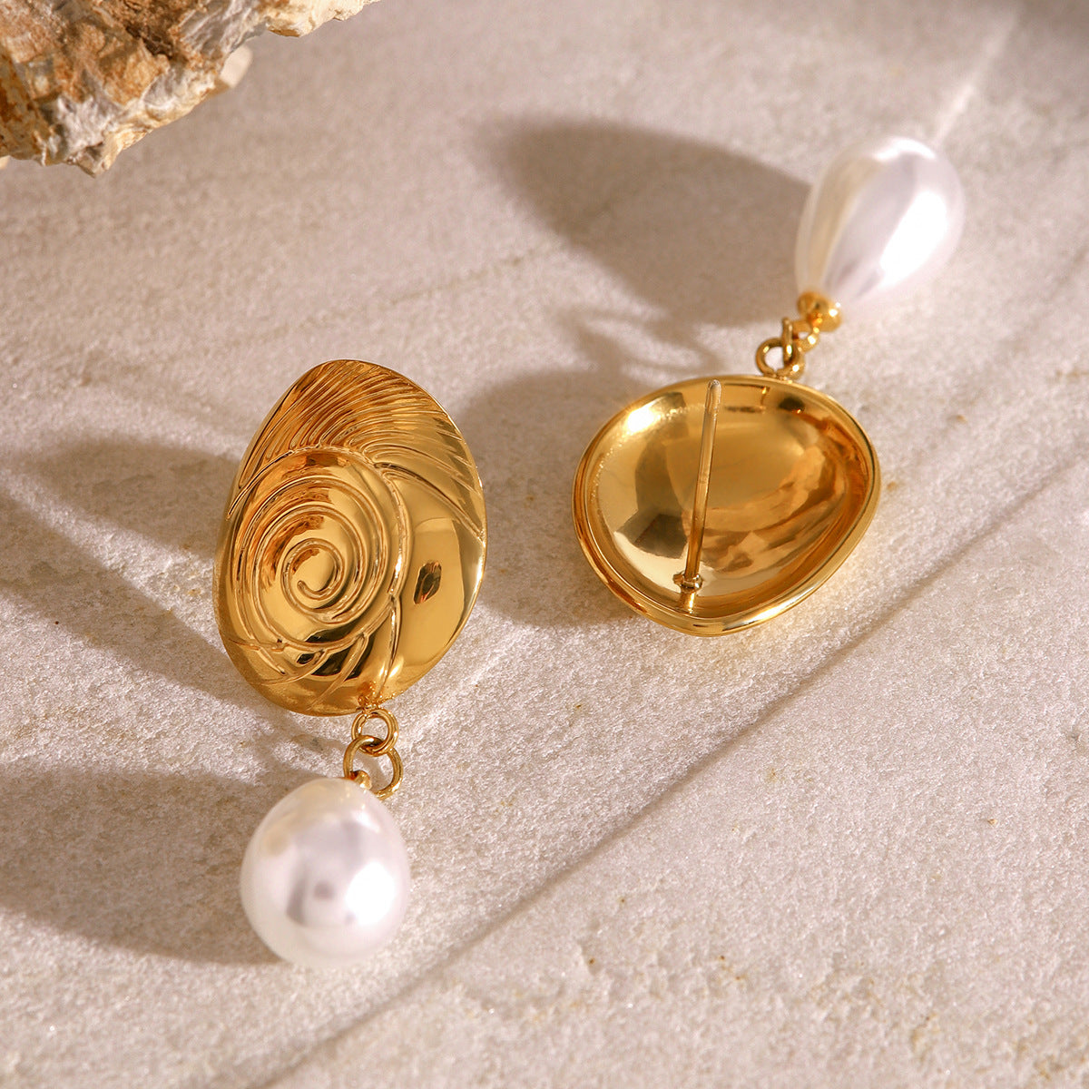 Eleonora Freshwater Pearl Earrings