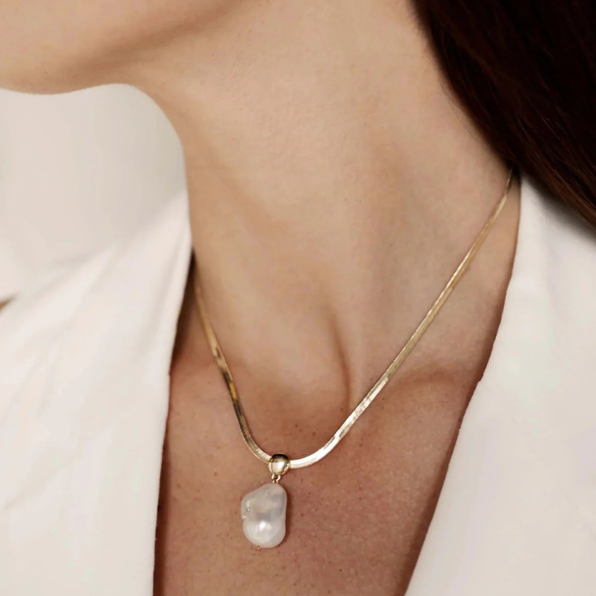 Glorietta Herringbone Pearl Necklace